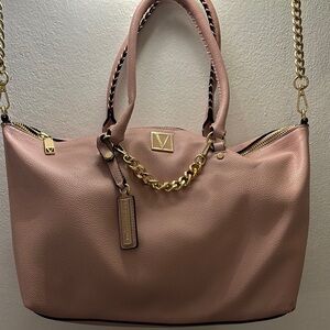 Pink V-Emblem Women's Tote Bag VICTORIA SECRET almost new . SOFT PINK COLOR.